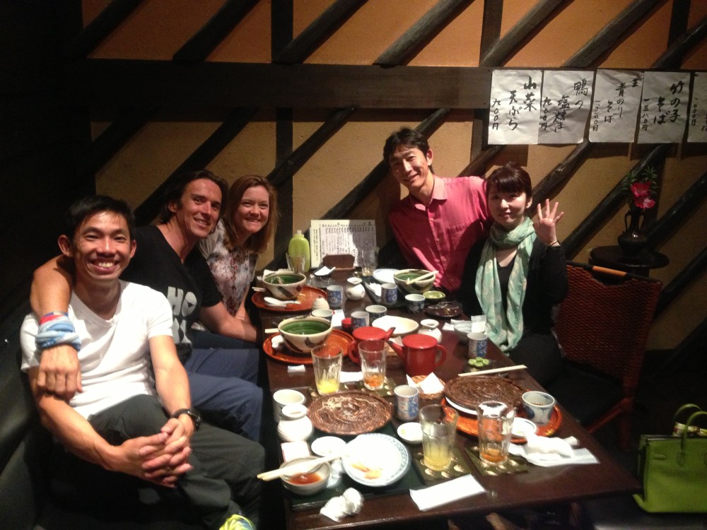 Superfriends & superfood = perfect pre-race evening. L to R, with Keith, Jess, Tomo, and Miho.