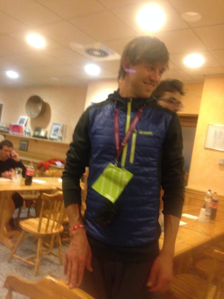 Majell, legending it up at the first lifebase. Hilariously he even interrupted his spontaneous helping to offer to grab soup and drink for other runners coming in. Seriously nice guy.